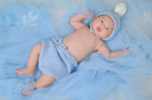 陕西摸孕妇肚子沾喜气
